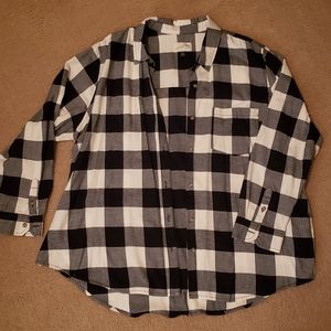 Universal Threads Buffalo Check Flannel
